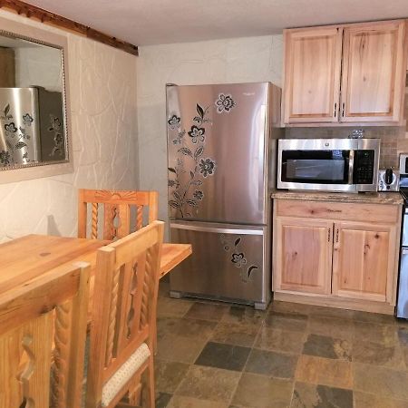 Your Comfy Home In Colorado Springs Exteriör bild